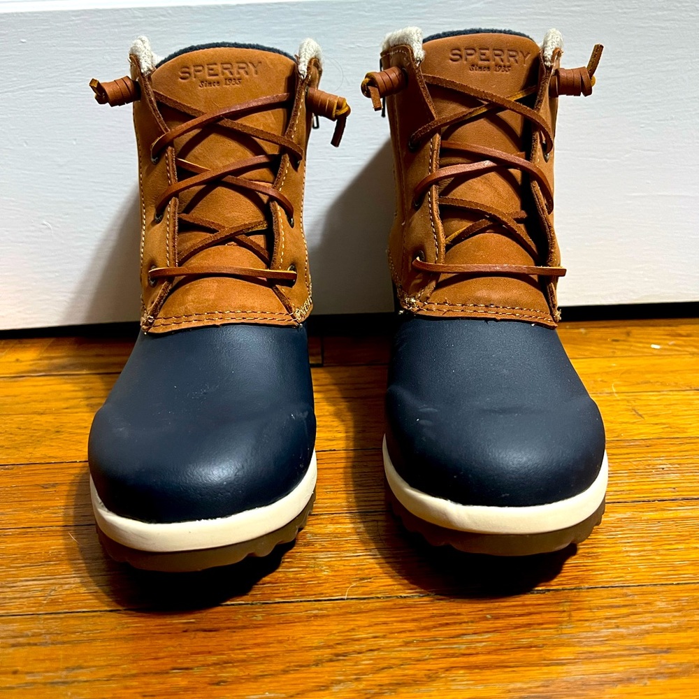 Sperry Women's Maritime Repel Snow Boot w/ Thinsulate, size 7.5